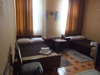 Отель Vorontsovskiy Hotel Мелитополь Двухместный номер «Комфорт» с 2 отдельными кроватями-2